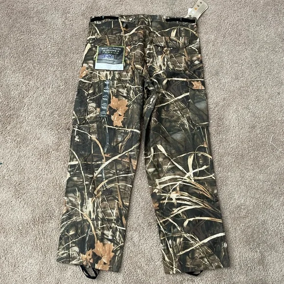 Walls Legend Men’s 6-Pocket Camo Cargo Pants - Picture 3 of 8